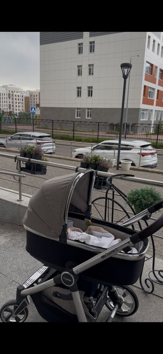 Продам коляску 2в1 английского бренда Oyster