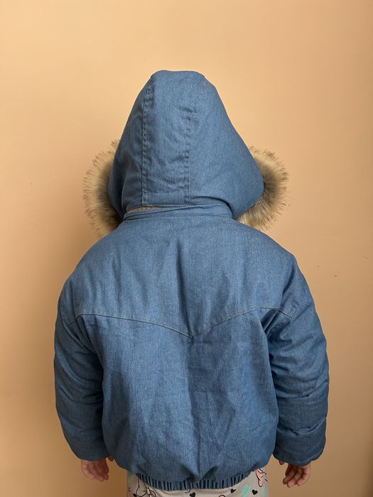 Куртка новая на рост 140