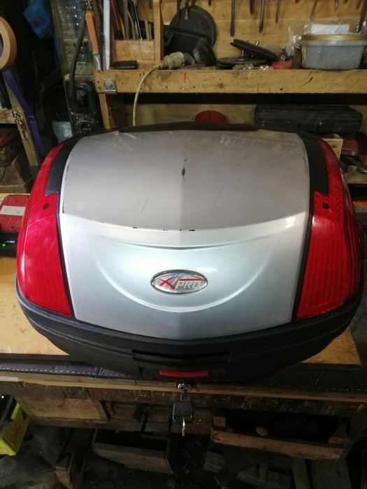 Куфари за Мотоциклети и Скутери .