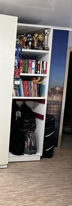 Продам шкаф пенал для спальни