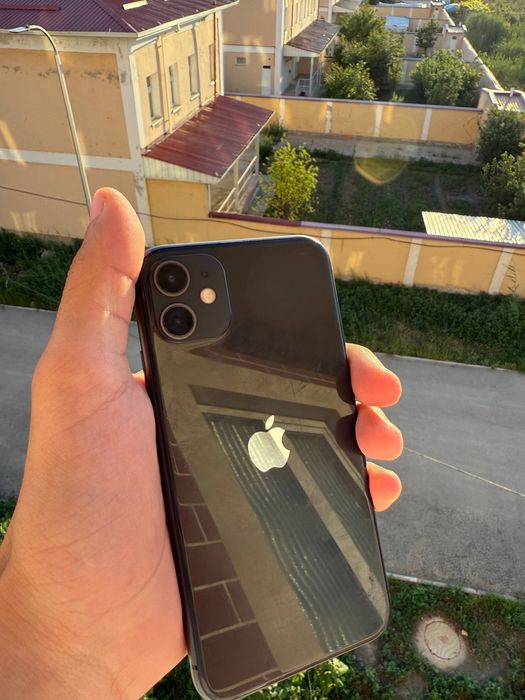 Iphone 11 64 gb region LLA