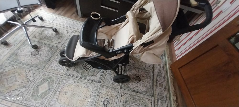 Каляска состояние 7/10 раскладноей