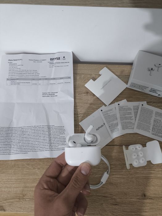 Air Pods Pro 2 originale, dețin factura de la istyle