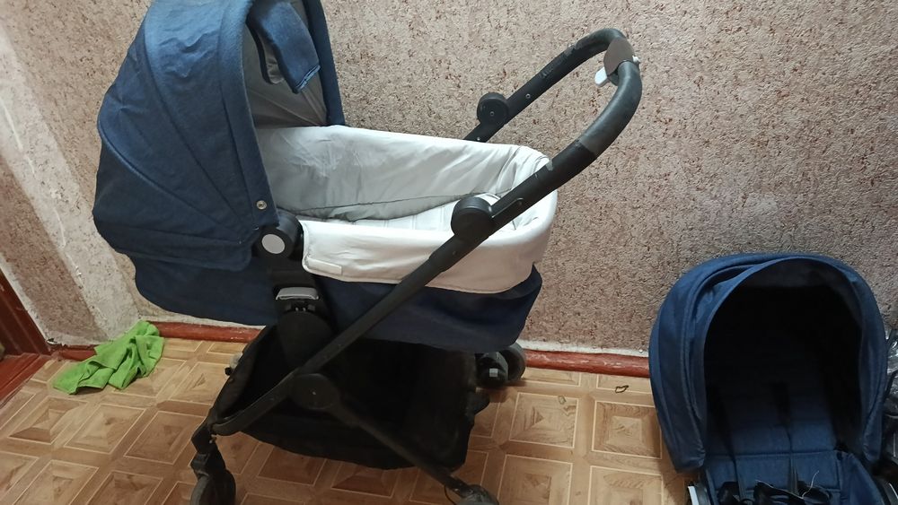 Продам коляску детскую