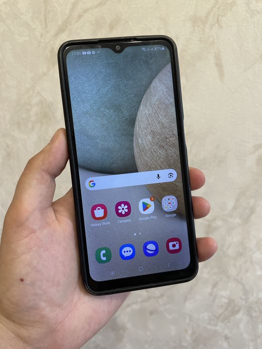 Продам Samsung A12.