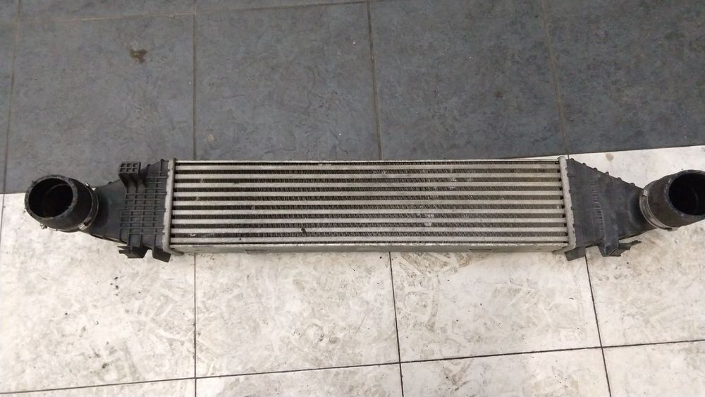 Интеркулер за Mercedes C и E класа