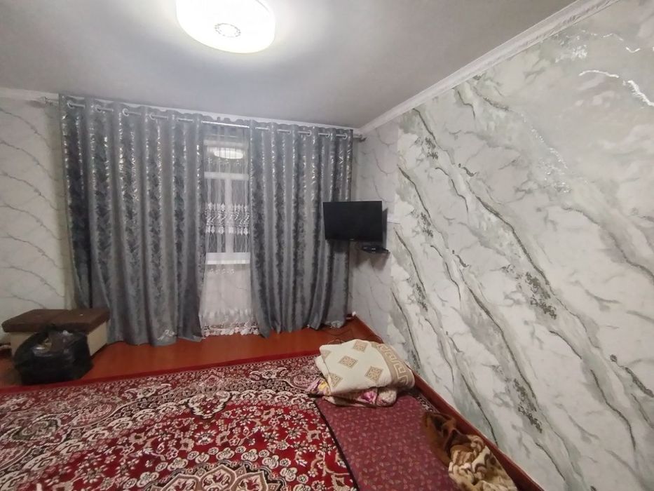 Uy sotiladi 1 xonali 23.000$