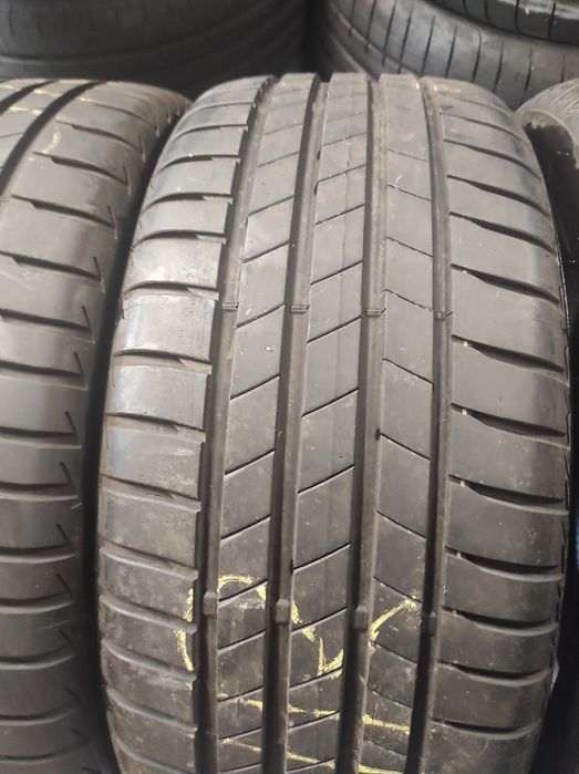 215/45/17 Bridgestone