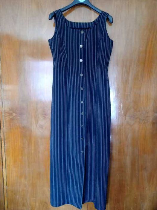 Дамски дълги рокли и сукмани S/M