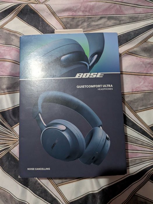 Bose QuietComfort Ultra, Bluetooth, Lunar Blue limited edition