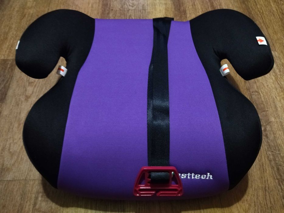 Бустер-автокресло