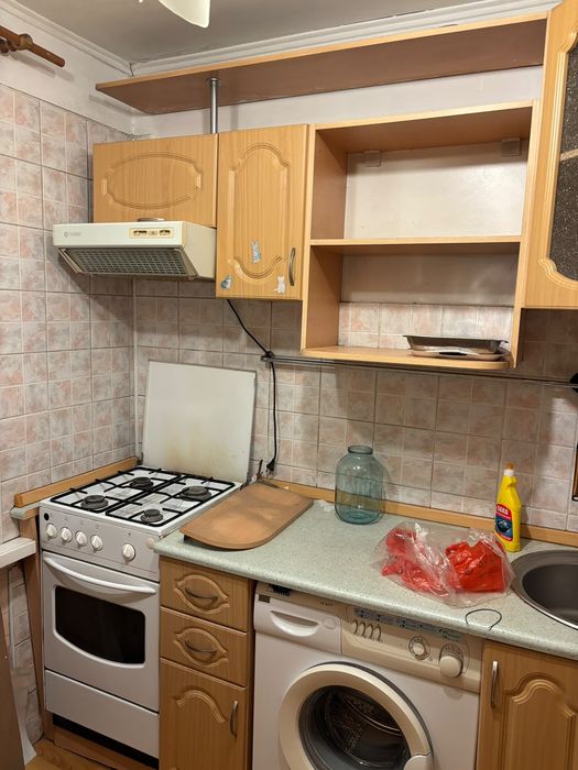 Кухонный гарнитур отдам даром. Самовывоз