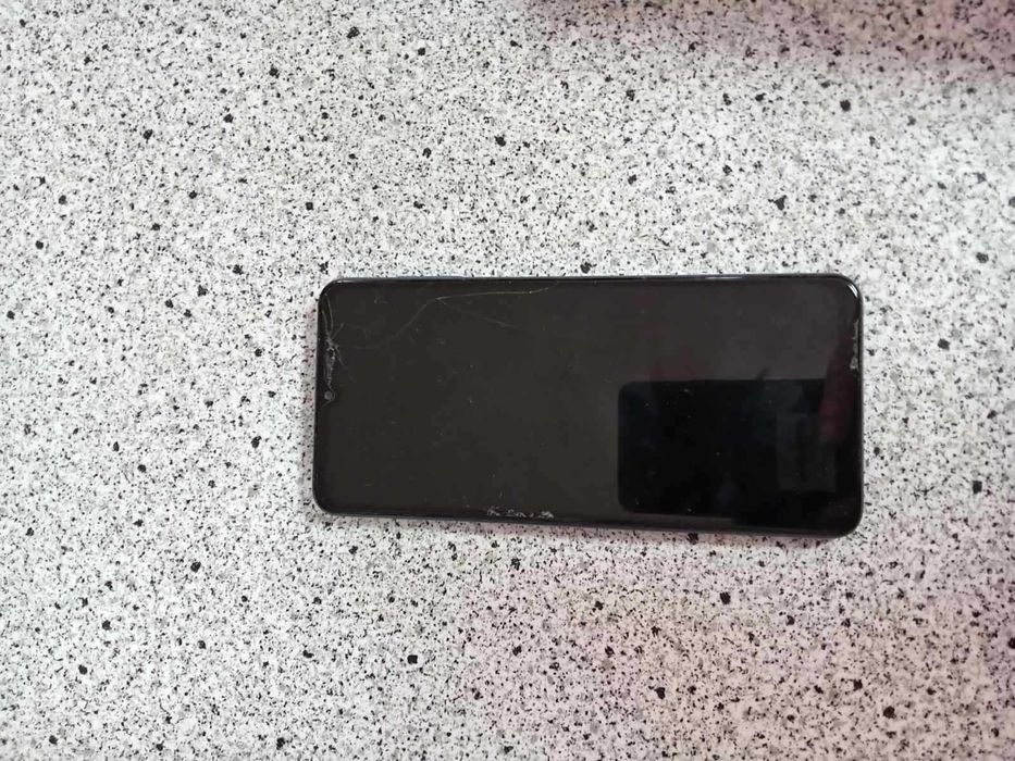 Телефон Samsung A12