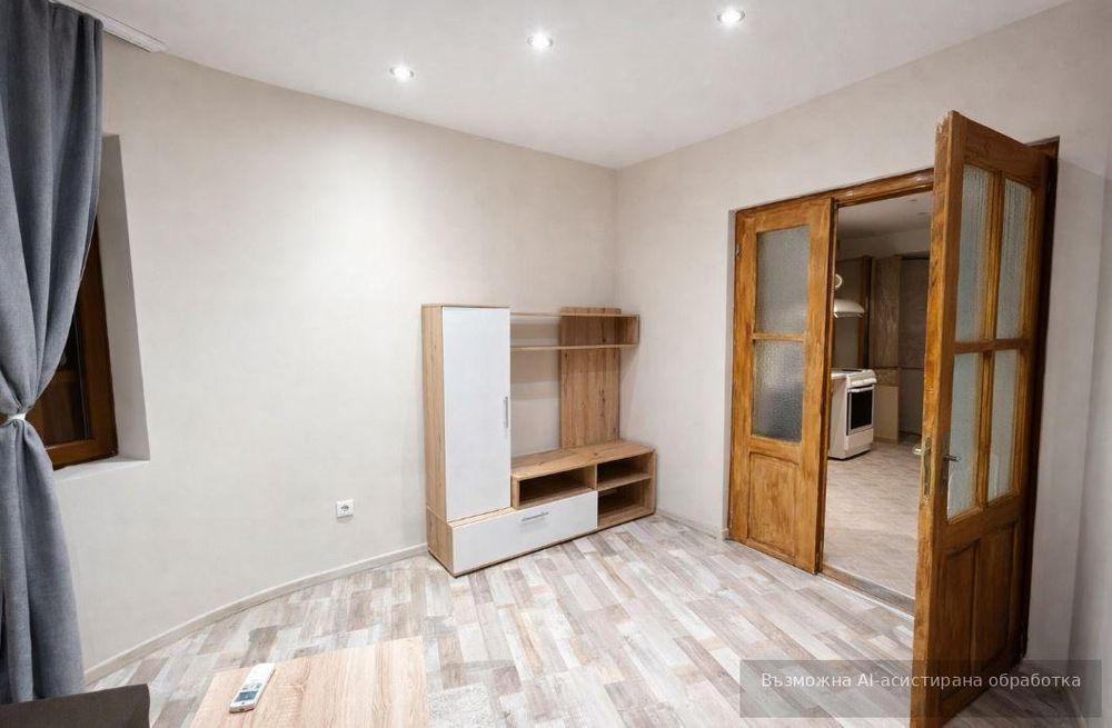 Тристаен апартамент  в гр.Варна, Погреби!