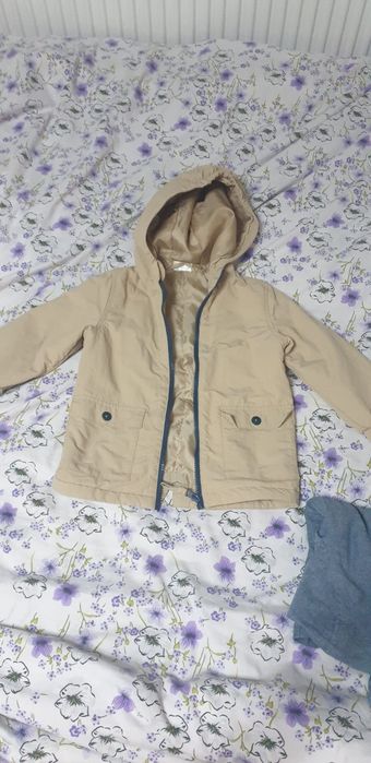Haine baieti bebeluș geaca primavara marime 98.
