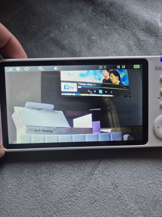 Бебефон с голям/5инчаHD Дисплей и въртяща се  камера