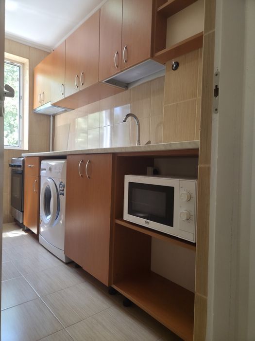Apartament 2 camere metrou