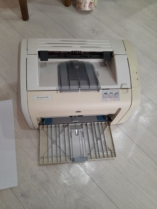 Принтер hp 1018 ,