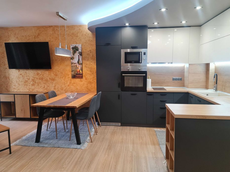 Дава се под наем Тристаен апартамент в София, Център - 92 кв.м за 997.05 € - Снимка #7