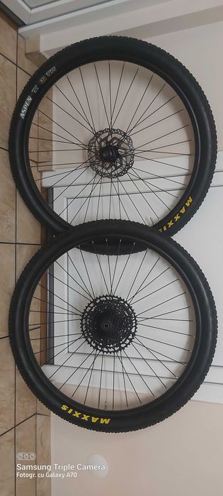 Roti 29 x 2.25 , 12v