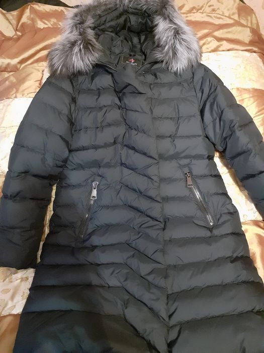 Продам пуховик женский 54 размер