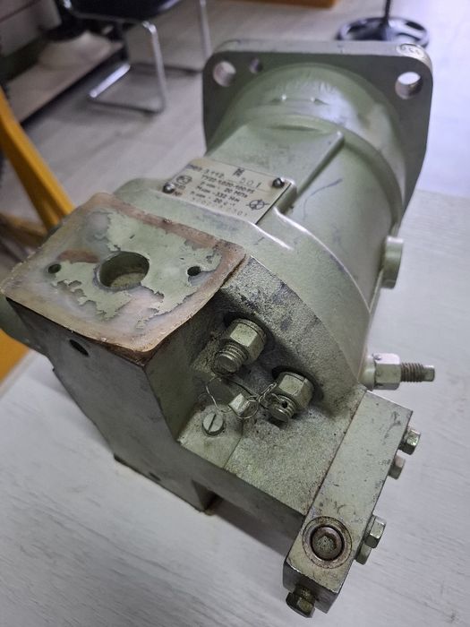 Гидромотор абсолютно новый заводской.