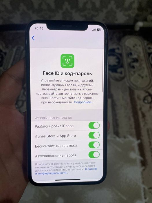 iPhone Xs 72% ochilmagan