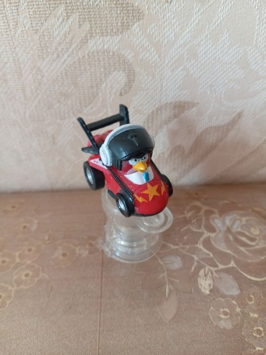 коллекционная фигурка-машинка Реда (Red) из серии Angry Birds Go! Tele