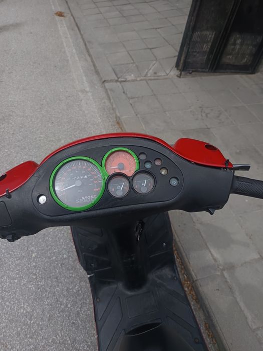 Продавам Piaggio nrg 70