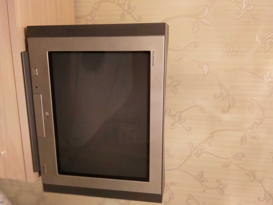 Телевизор б/у LG