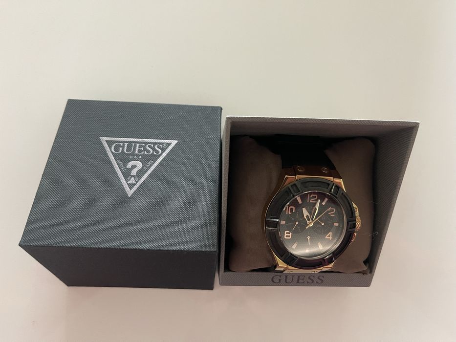 Мъжки часовник Guess