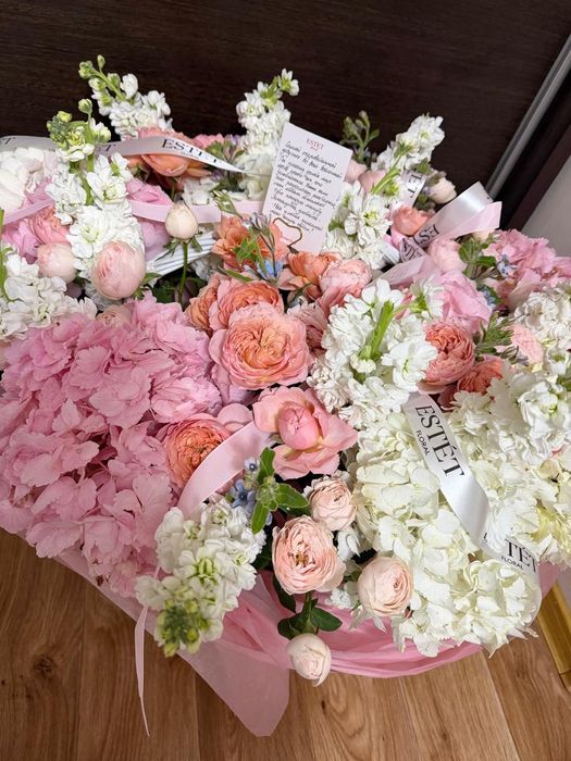 Цветы корзина 80 000 тг