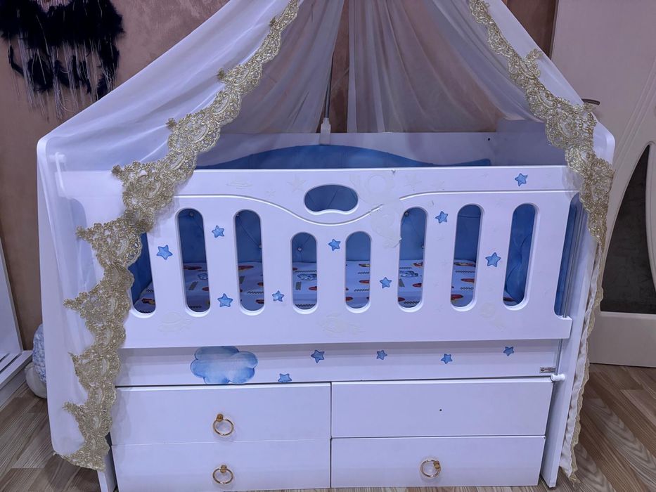 Бебешко.     легло