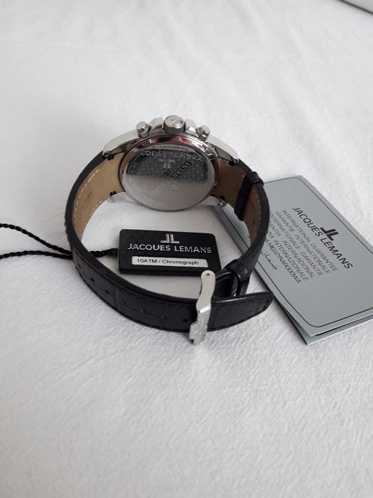 Часовник Jacques Lemans