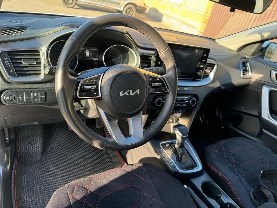 Kia Ceed SW 3 идеальное состояние