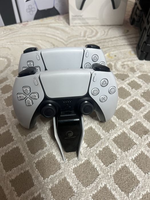 Продам PlayStation 5 (ps5)