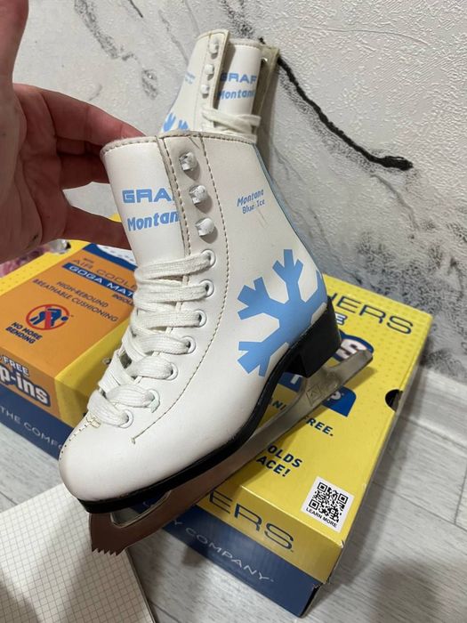 Коньки на девочку