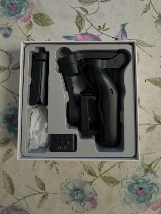 Трехосевой стабилизатор L7Bpro Plus с AI-трекингом