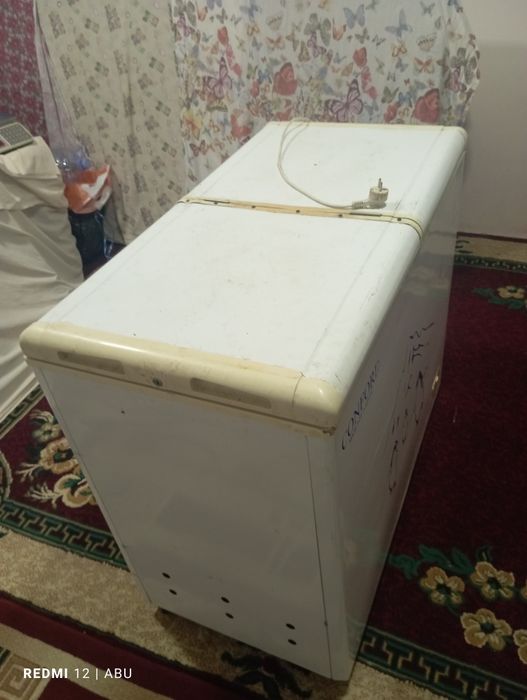 Muzlatgich, holati oʻrtacha, ishlashi yaxshi