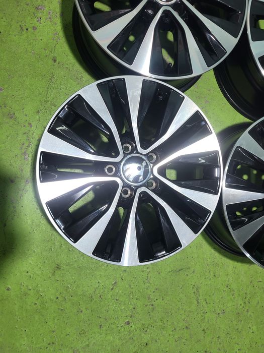 16 5x112 Skoda лети джанти 5х112 шкода черни черен гланц
