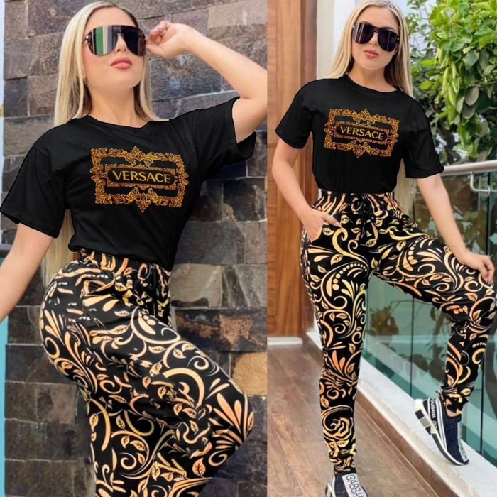 Compleuri dama pe stoc 
38,38,39,40,40,40
2