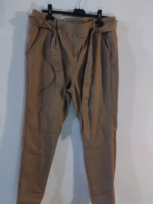 Pantaloni dama marime L