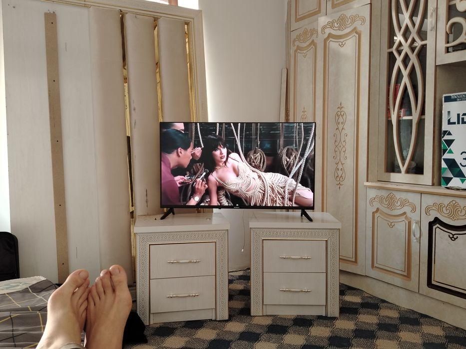 Televizor sotiladi