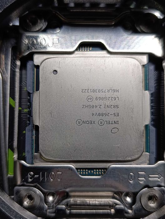Продам комплект X99-XD4 / E5-2680 v4 / RGB кулер 4 трубки