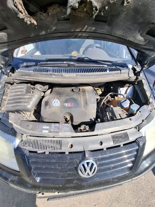 Dezmembrez Volkswagen Sharan