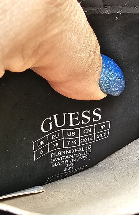 Guess оригинални дамски ботуши челси естествена кожа