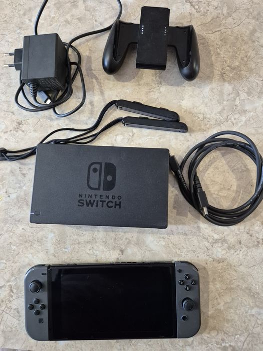 Нинтендо Свитч  серый