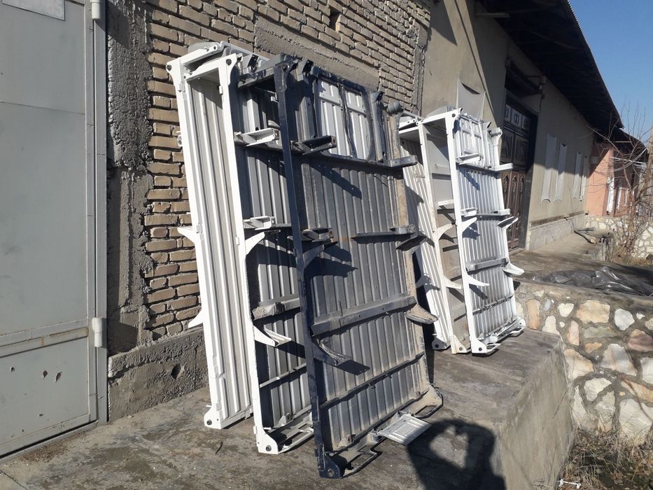 Labo pol  sotiladi barchasi yangi holatda