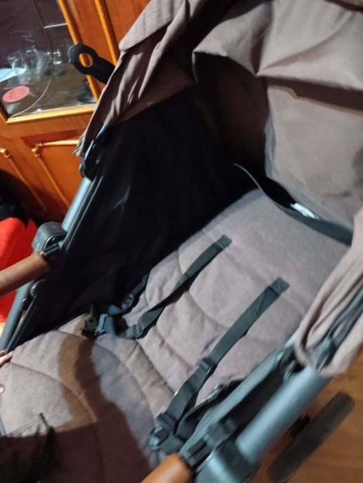 Коляска прогулочная