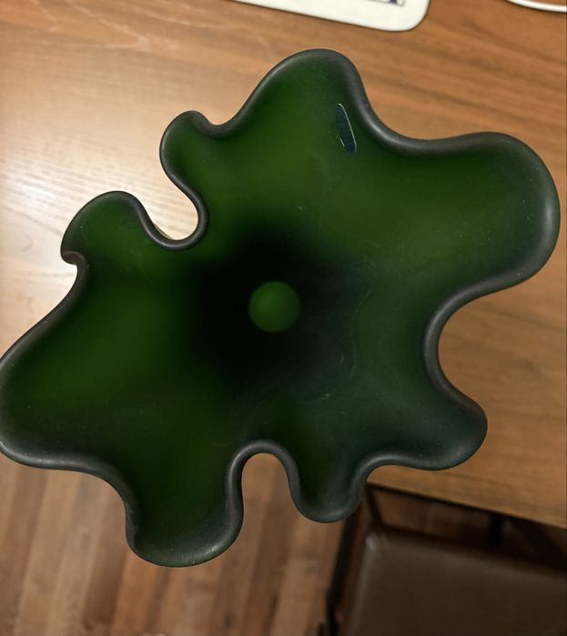 Продам вазу винтаж хрустальное стекло